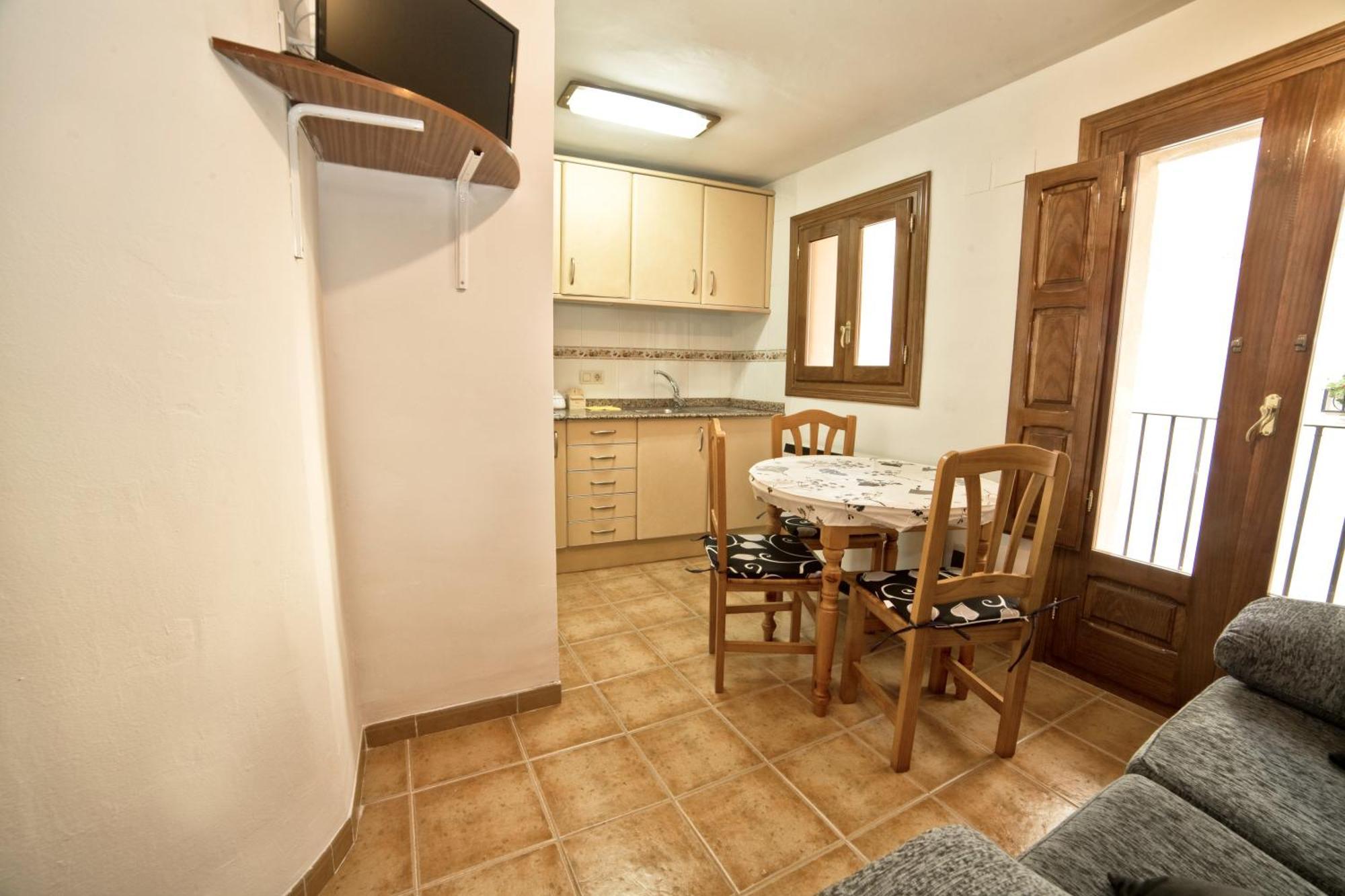 Apartamentos Prades Морела Екстериор снимка
