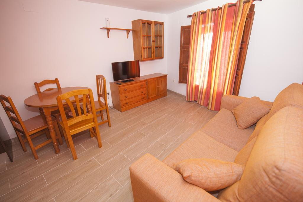 Apartamentos Prades Морела Екстериор снимка