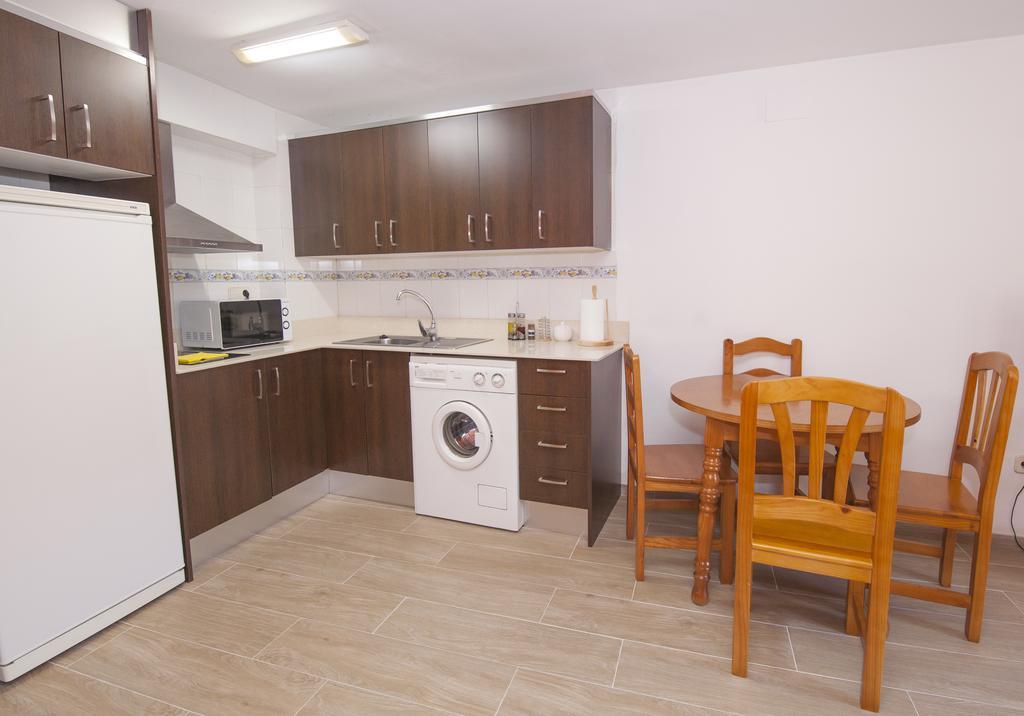 Apartamentos Prades Морела Екстериор снимка