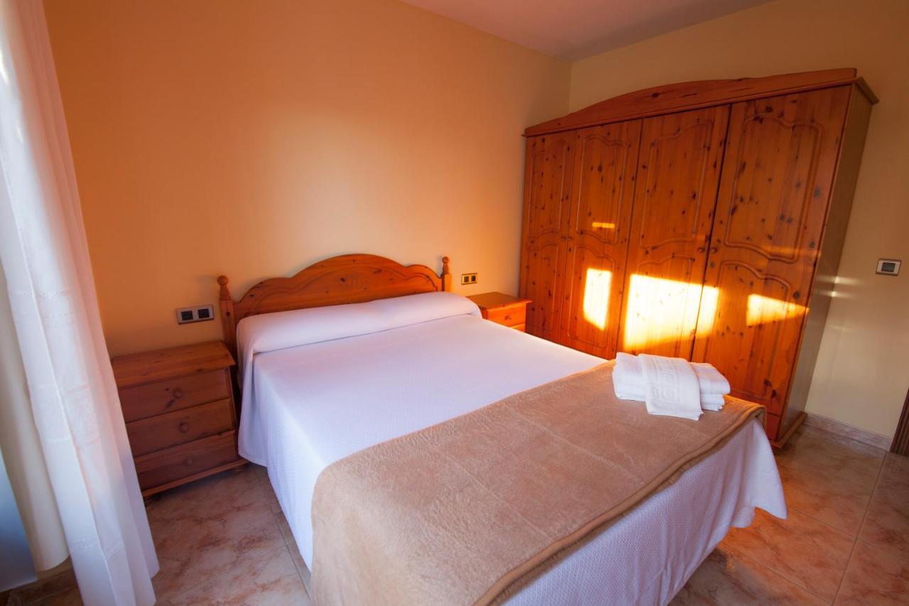 Apartamentos Prades Морела Екстериор снимка