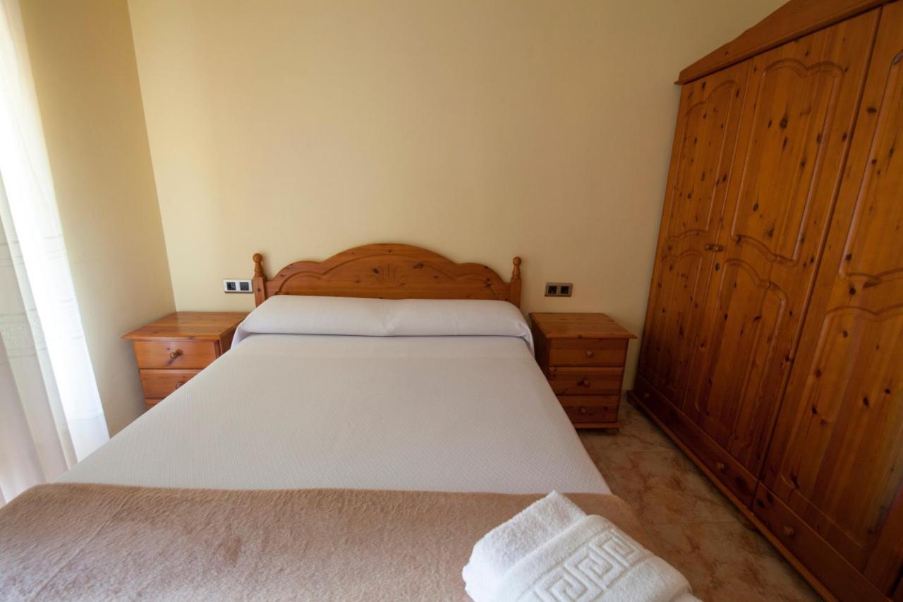Apartamentos Prades Морела Екстериор снимка